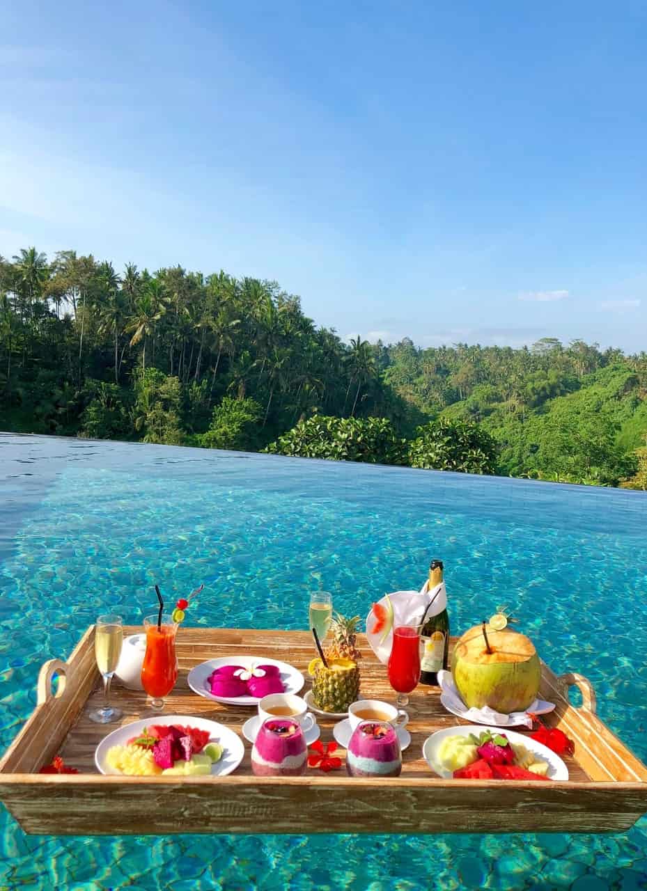 Desayuno en la Suite Presidencial del hotel Kamandalu en Ubud. Una experiencia inolvidable.