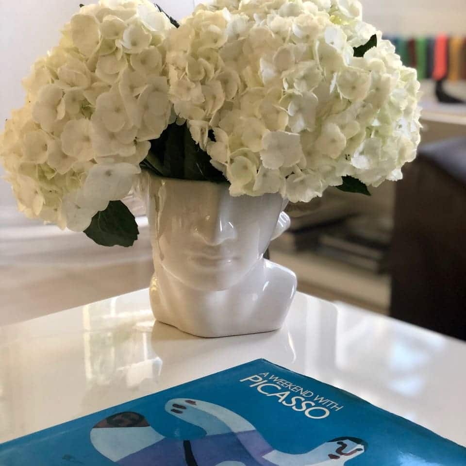 Siente como las flores cambian la energía de tu hogar y le aportan belleza