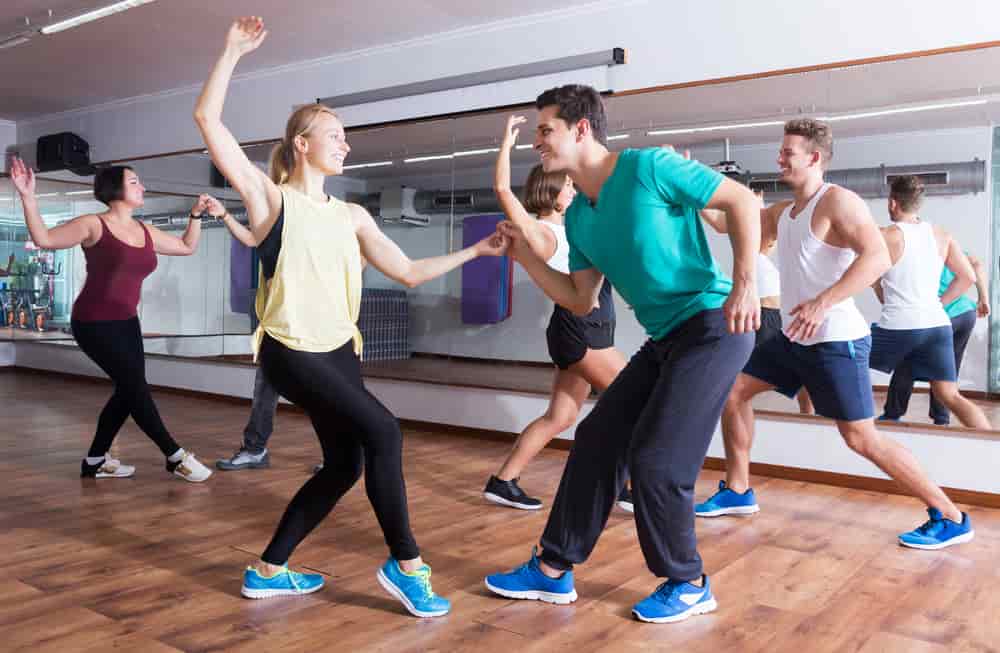 Bailar es el mejor ejercicio para revertir el envejecimiento de la función cerebral
