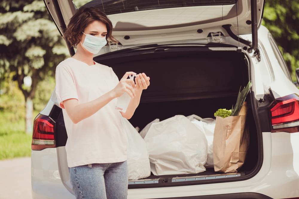 El uso de la mascarilla así como le lavado de manos frecuente es indispensable en la temporada decembrina para tener un viaje seguro.
