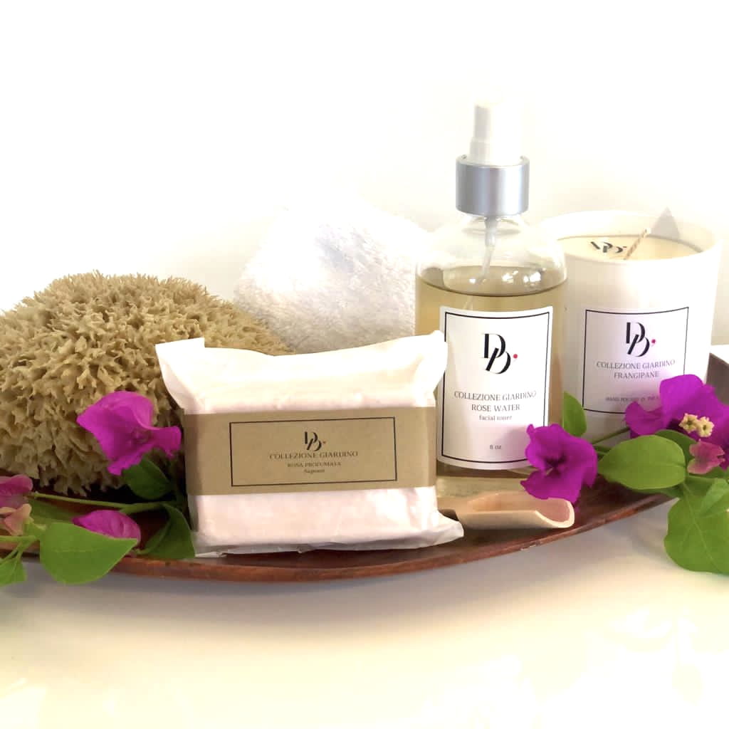 Pétalos de rosa para hidratar y desinflamar tu piel. Un secreto muy bien guardado por nuestras abuelas.