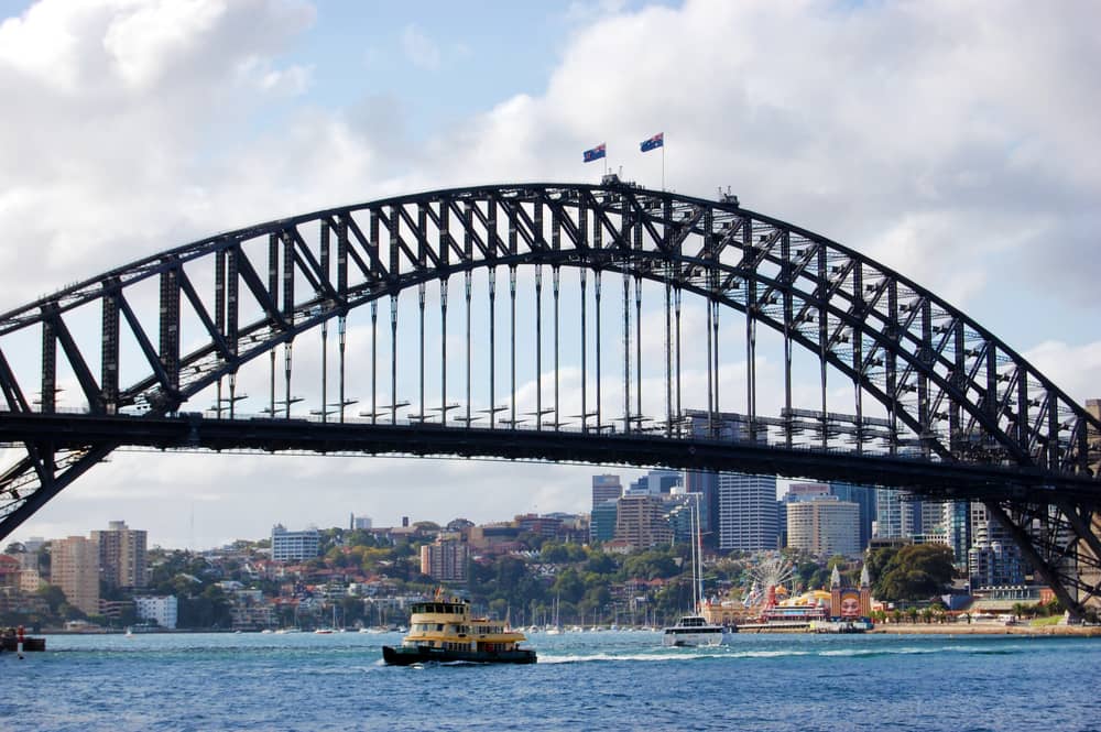 El puente de la bahía en Circular Quay es una de las atracciones que no debes dejar de ver. Considerado una obra de ingeniería en avanzada es una de las atracciones de Sidney.