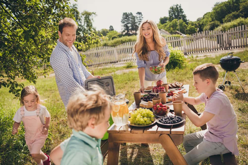 Lograr la unión familiar y una total armonía con los hijos de tu pareja es un reto que como mujer moderna, inteligente y de buenos sentimientos debes propiciar.