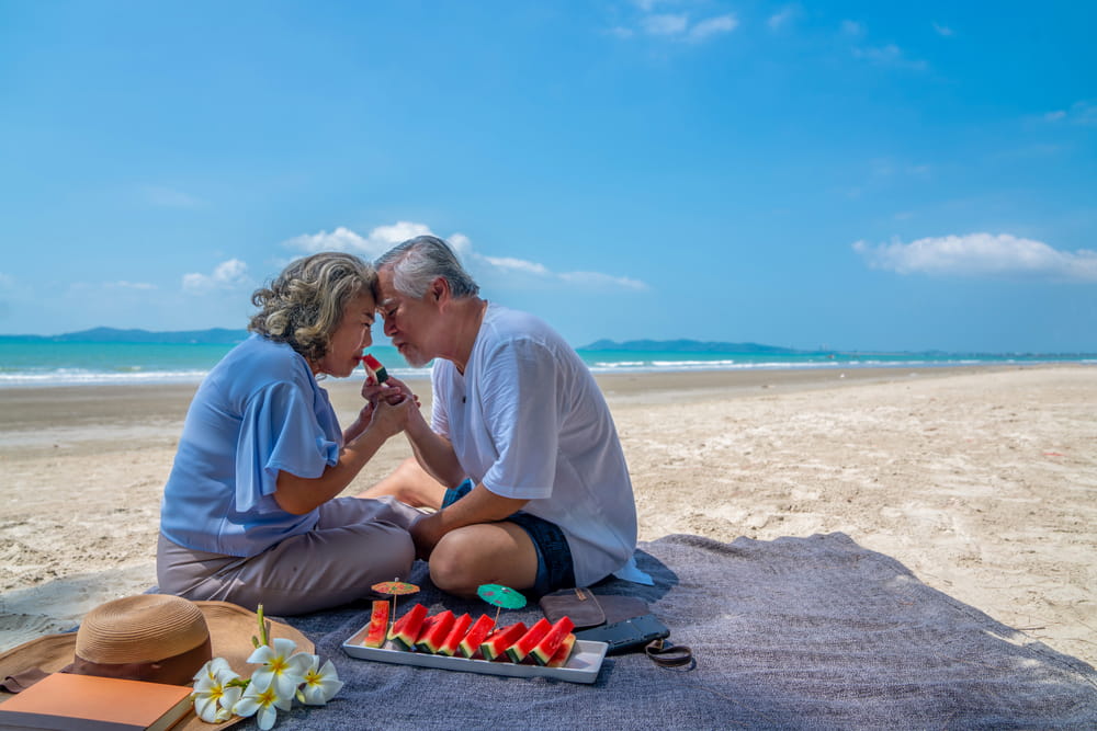Las mujeres que viven en Okinawa, Japón, son las de mayor longevida a nivel mundial. Su promedio de vida es de 88 años, pero muchas sobrepasan los 100 años. d 